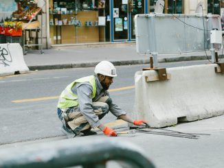 Waarom het gewicht van werkschoenen belangrijk is