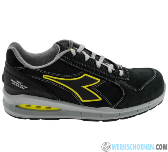 Afbeelding van Ademende werkschoenen Diadora Run Airbox Low S3S Breathing System - Kleur Zwart