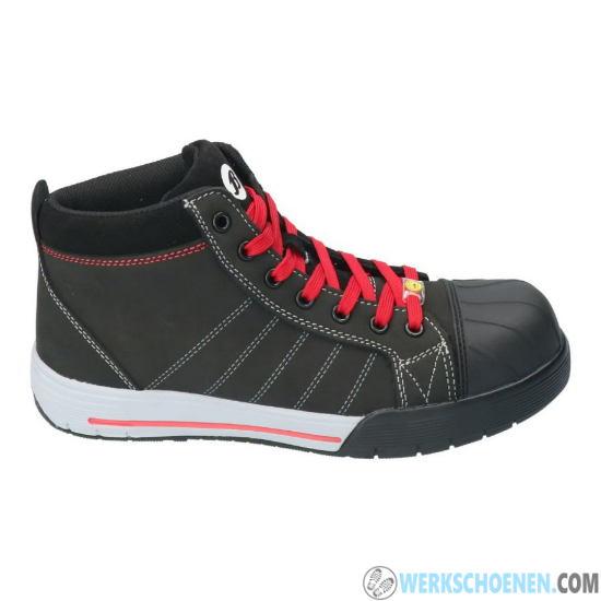 Afbeelding van Stoere Veiligheidssneaker Zwart Bata Bickz safetysneaker S3 Lichtgewicht